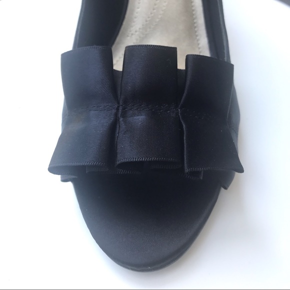 Tahari Heels - Picture 6 of 10